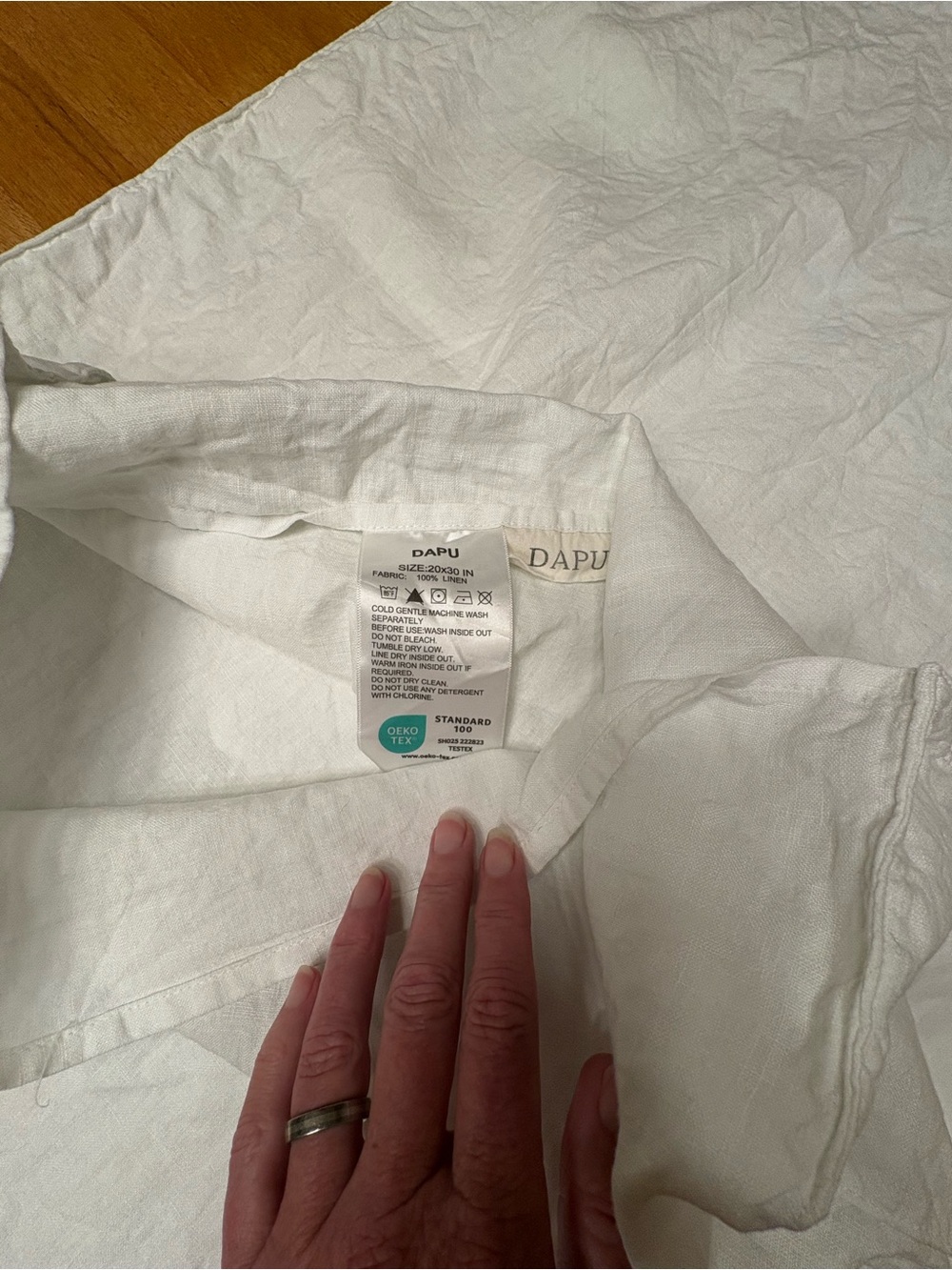 Dapu set of two linen white pillowcases - Picture 3 of 3